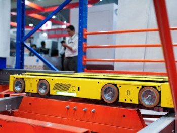 Kệ Shuttle Four Way